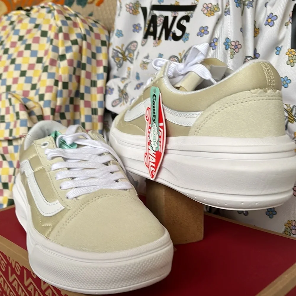 Vans WMNS Old Skool Over Sand/White VN0A705E1NF Platforms Sneakers